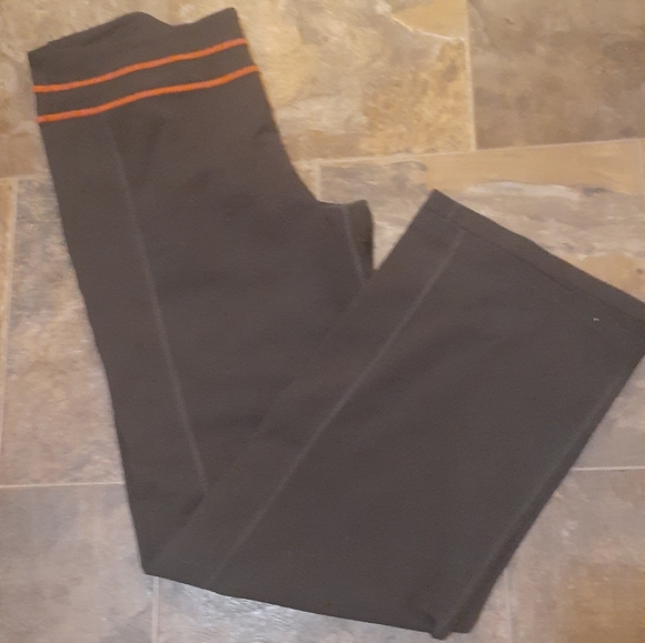 Grey Athletics Boot Cut Yoga Pants - Picture 4 of 4